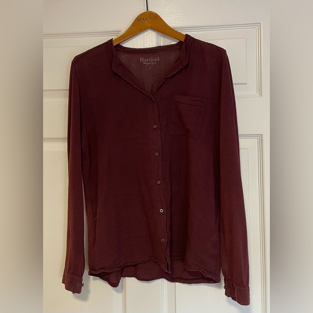 HARTFORD TANAY KNITTED BURGUNDY SHIRT. SIZE SMALL.